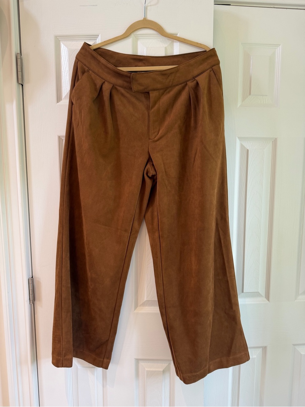 Me by Jennie Garth Brown Wide-Leg Faux Suede Pants